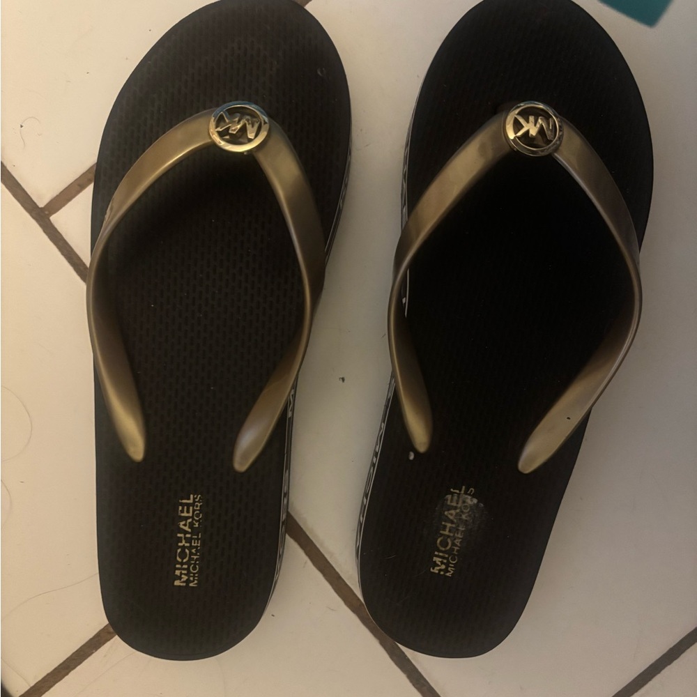 Michael Kors Black and Gold Sandals with Metallic Embellishments